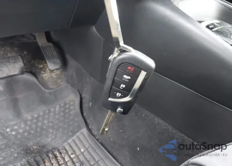 2020 Toyota Corolla Se from USA, damaged, VIN JTDS4RCEXLJ044126